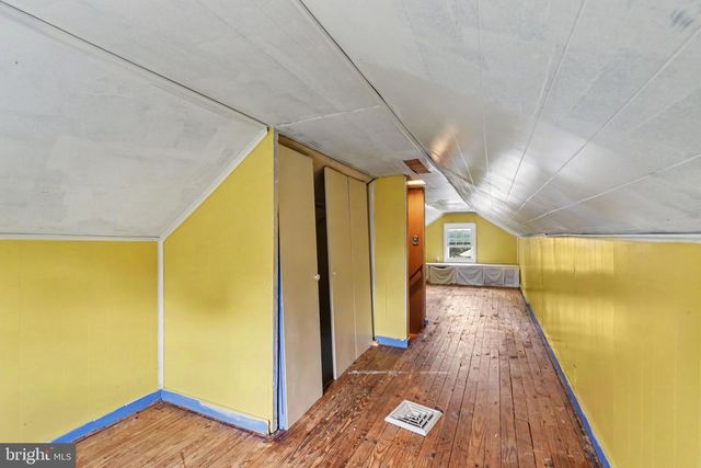922 VALLEY RD, Enola, PA 17025