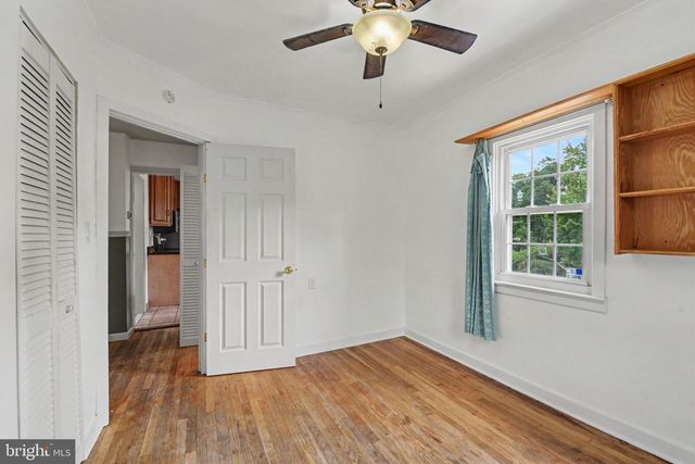 922 VALLEY RD, Enola, PA 17025