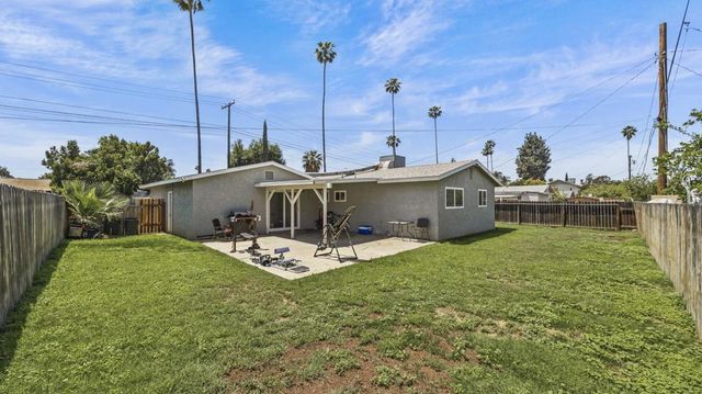 2505 Pennsylvania Avenue, Riverside, CA 92507