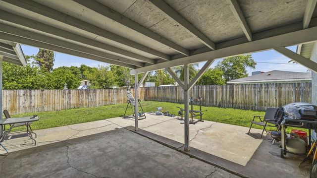 2505 Pennsylvania Avenue, Riverside, CA 92507