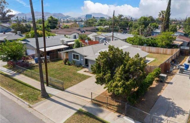 2505 Pennsylvania Avenue, Riverside, CA 92507