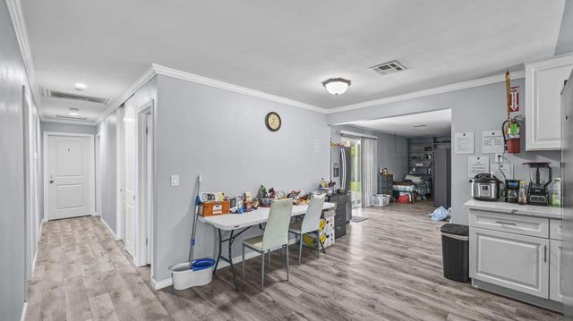 2505 Pennsylvania Avenue, Riverside, CA 92507