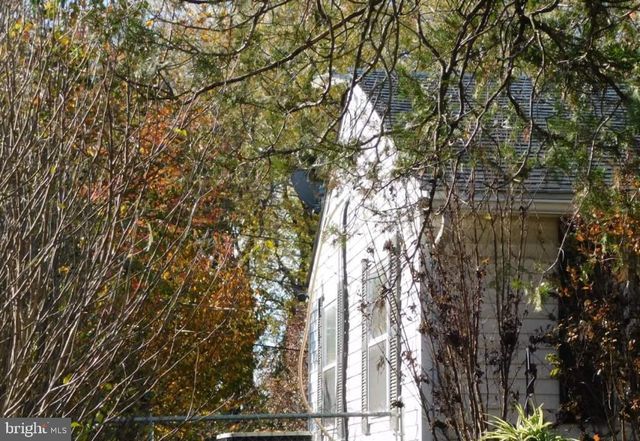 11 CASTLE HILL DR, New Castle, DE 19720