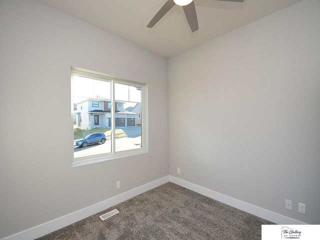 7610 N 116 Avenue, Omaha, NE 68142