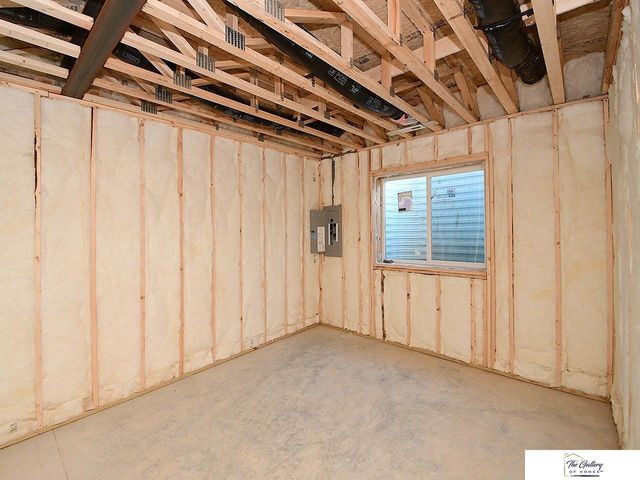 7610 N 116 Avenue, Omaha, NE 68142