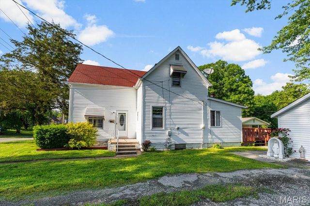 1212 Kinsella Avenue, Swansea, IL 62226