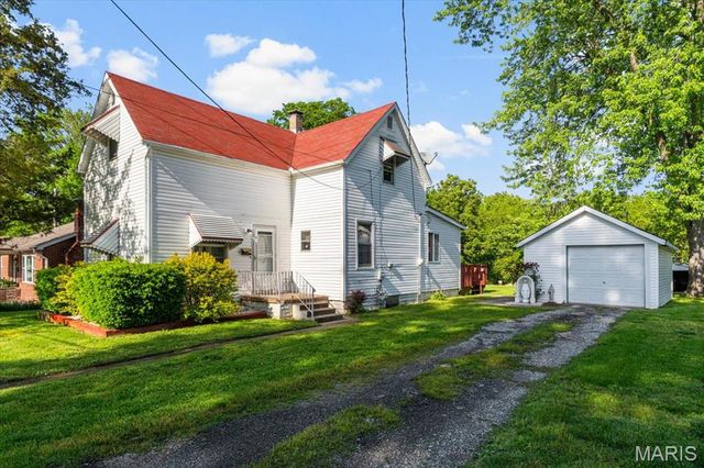 1212 Kinsella Avenue, Swansea, IL 62226