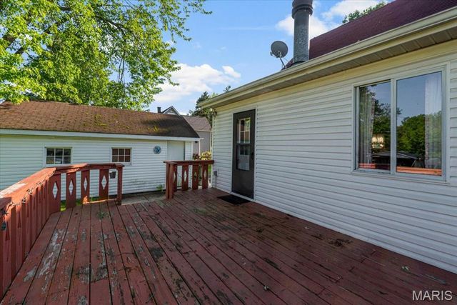 1212 Kinsella Avenue, Swansea, IL 62226