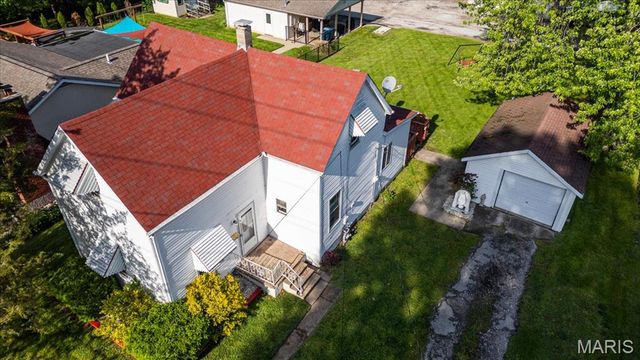 1212 Kinsella Avenue, Swansea, IL 62226