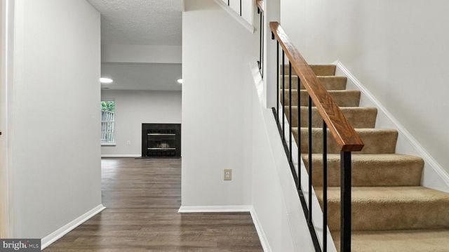 18313 HALLMARK CT, Gaithersburg, MD 20879