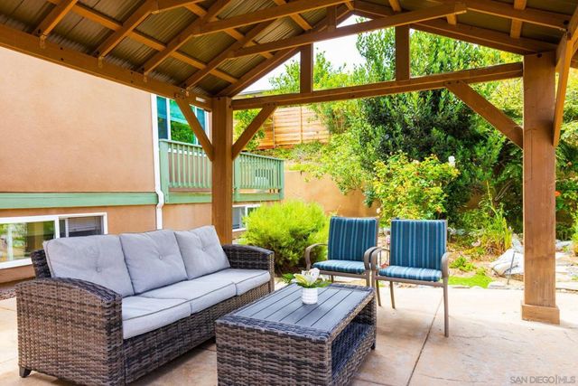1920 Gardena B, San Diego, CA 92110