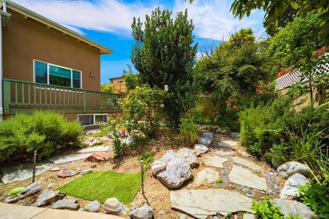 1920 Gardena B, San Diego, CA 92110
