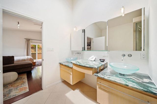 1920 Gardena B, San Diego, CA 92110