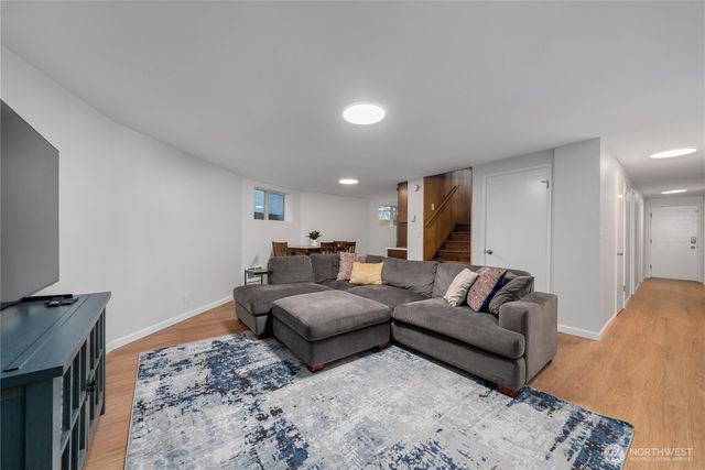 4654 N Vassault Street, Tacoma, WA 98407