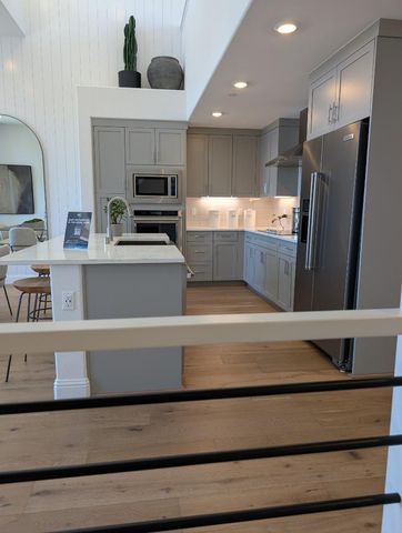 11145 Maple Place 33-07 Plan 2, Saratoga, CA 95070