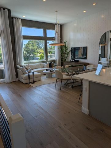 11145 Maple Place 33-07 Plan 2, Saratoga, CA 95070