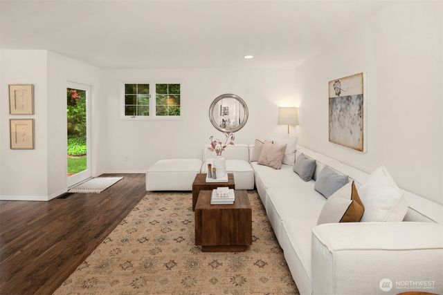 4326 212th Avenue NE, Sammamish, WA 98074