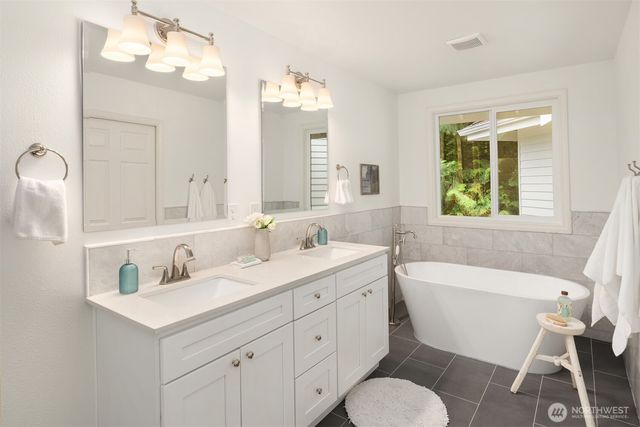 4326 212th Avenue NE, Sammamish, WA 98074
