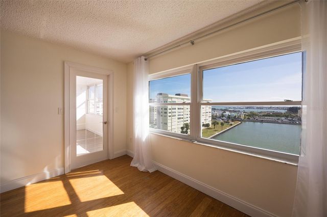 4775 COVE CIRCLE 1002, Madeira Beach, FL 33708