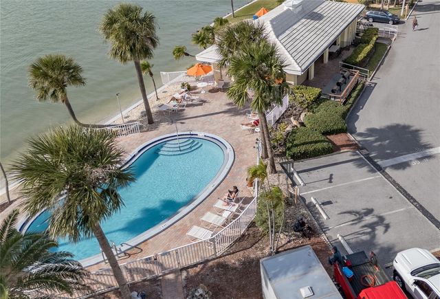 4775 COVE CIRCLE 1002, Madeira Beach, FL 33708