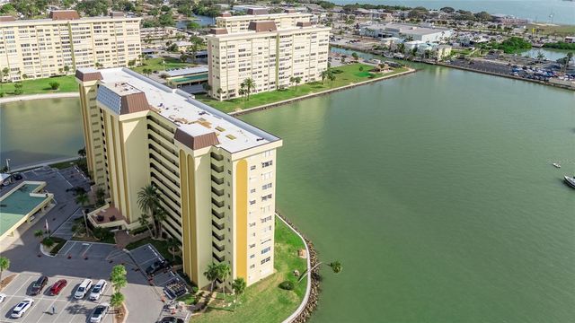 4775 COVE CIRCLE 1002, Madeira Beach, FL 33708