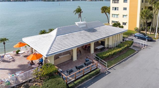 4775 COVE CIRCLE 1002, Madeira Beach, FL 33708