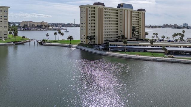 4775 COVE CIRCLE 1002, Madeira Beach, FL 33708