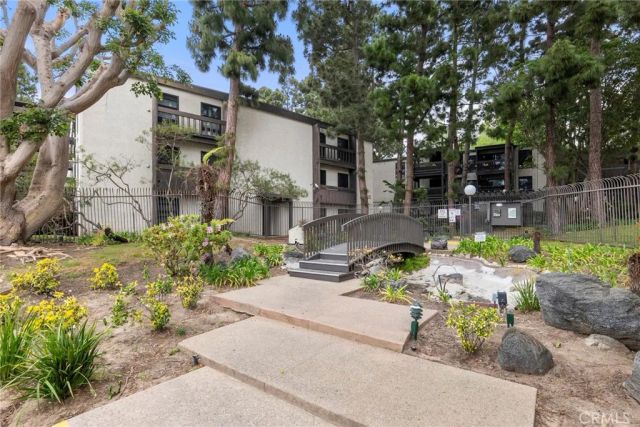 7742 Redlands St, Playa Del Rey, CA 90293