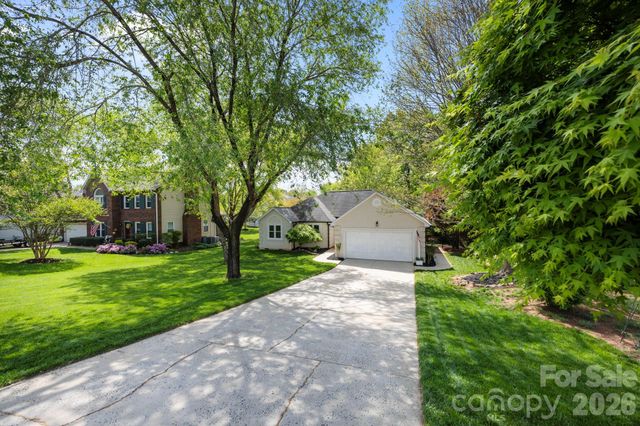 413 Nixon Road, Belmont, NC 28012