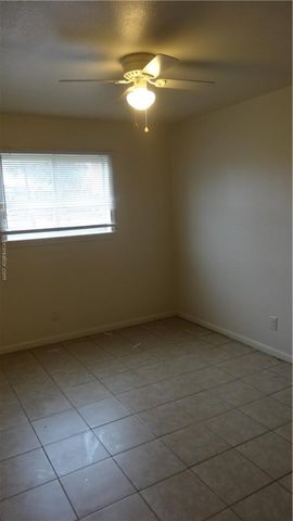 510 Avondale Avenue 14, Bryan, TX 77802