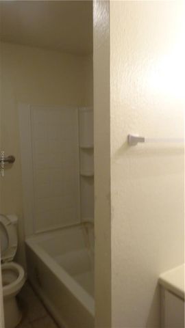 510 Avondale Avenue 14, Bryan, TX 77802