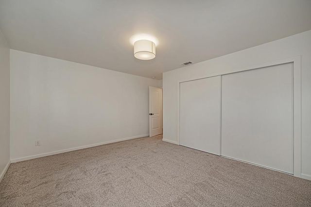 3901 Hancock Dr, Sacramento, CA 95821