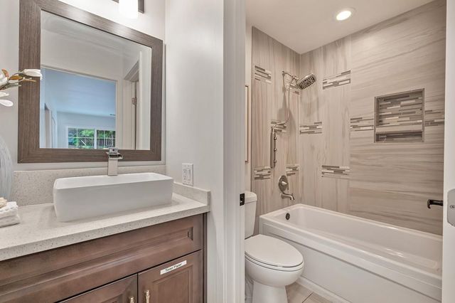 3901 Hancock Dr, Sacramento, CA 95821