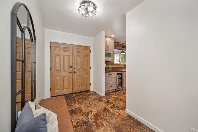 3901 Hancock Dr, Sacramento, CA 95821