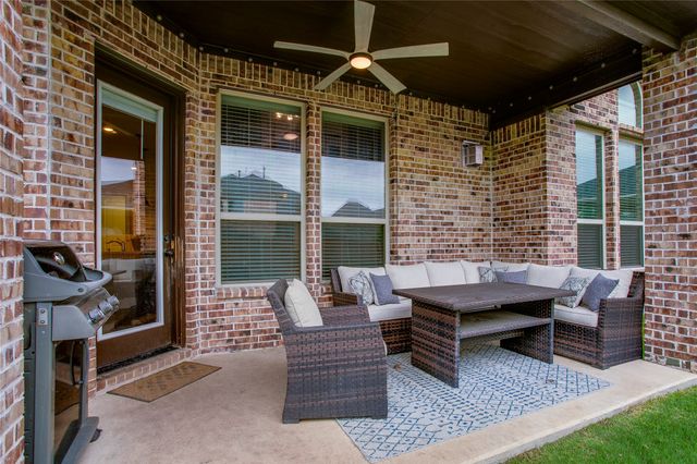 1209 Yarrow Street, Little Elm, TX 75068