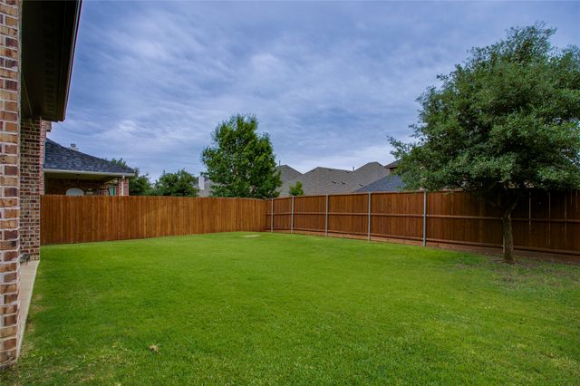 1209 Yarrow Street, Little Elm, TX 75068