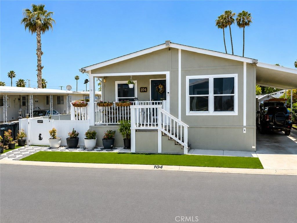 601 N Kirby St Space 104, Hemet, CA 92545
