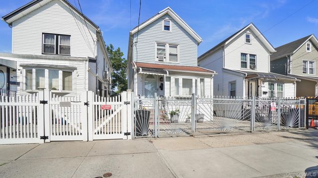 99-13 215th Street, Queens Village, NY 11429