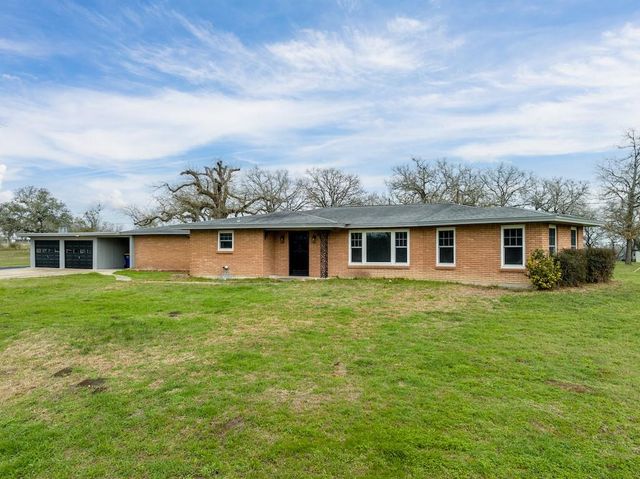 3534 E HWY 90 A EAST HL, Gonzales, TX 78629