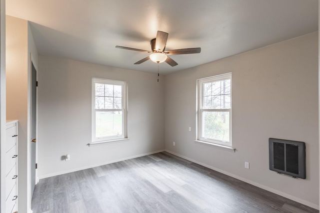 3534 E HWY 90 A EAST HL, Gonzales, TX 78629