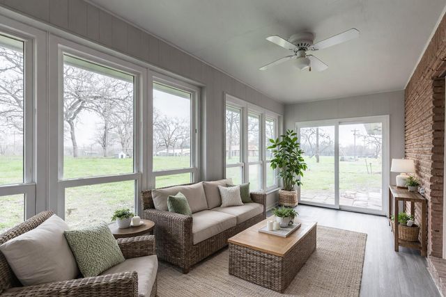 3534 E HWY 90 A EAST HL, Gonzales, TX 78629