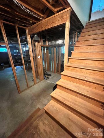 101 Forest Cliff Court NE, Concord, NC 28025