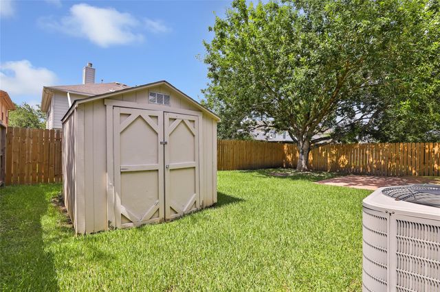 10423 Briar Patch Street, Baytown, TX 77523