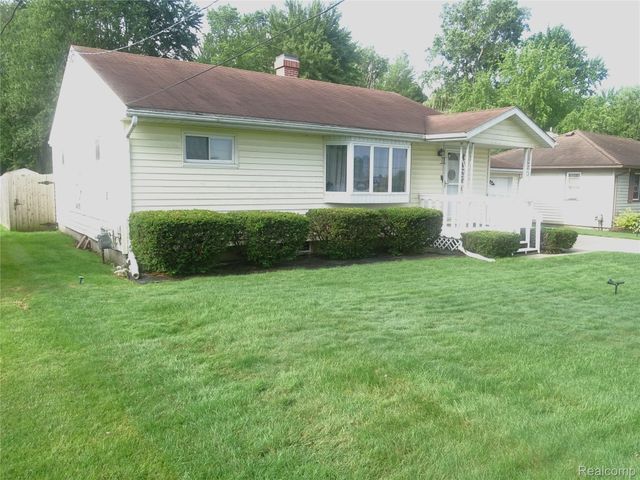 4694 King Road, Bridgeport Charter Township, MI 48601