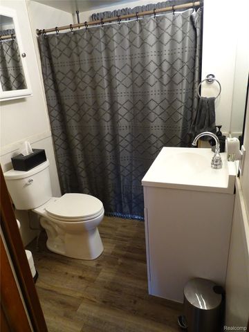 4694 King Road, Bridgeport Charter Township, MI 48601