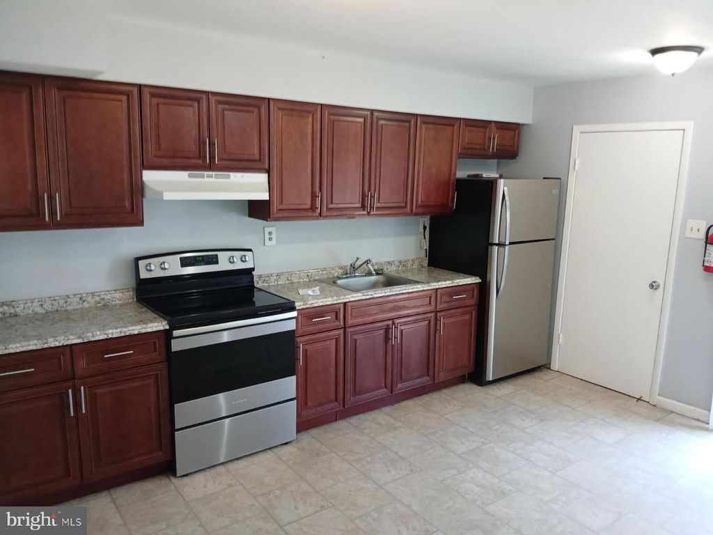 3 PINE ST, WILLINGBORO, NJ 08046 — photo 2