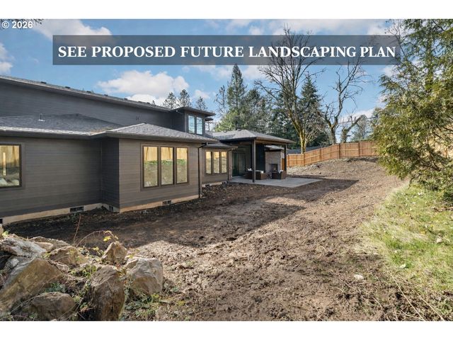 8125 Sw WESTGATE Way, Portland, OR 97225