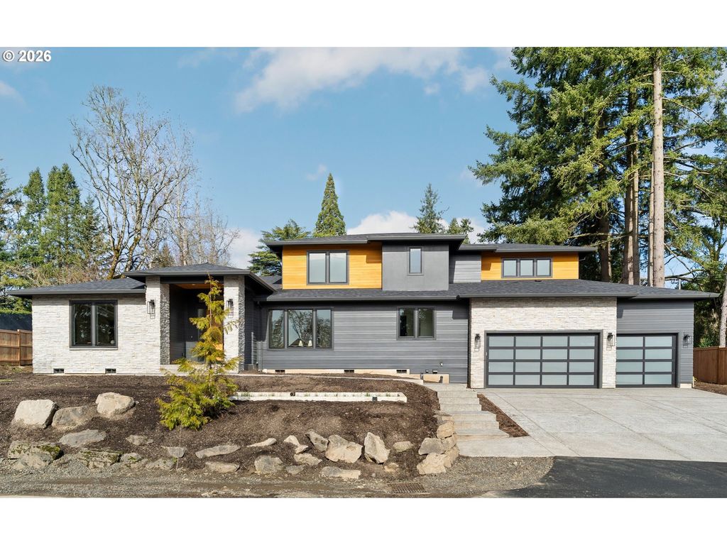 8125 Sw WESTGATE Way, Portland, OR 97225