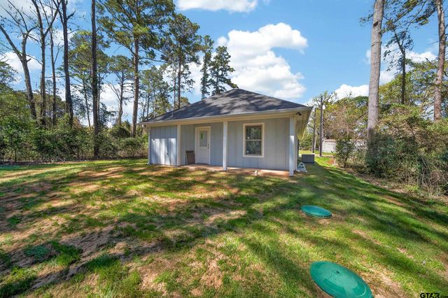329 Wiley Dr., Bullard, TX 75757