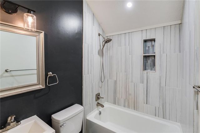 8810 SMART Avenue, Independence, MO 64053